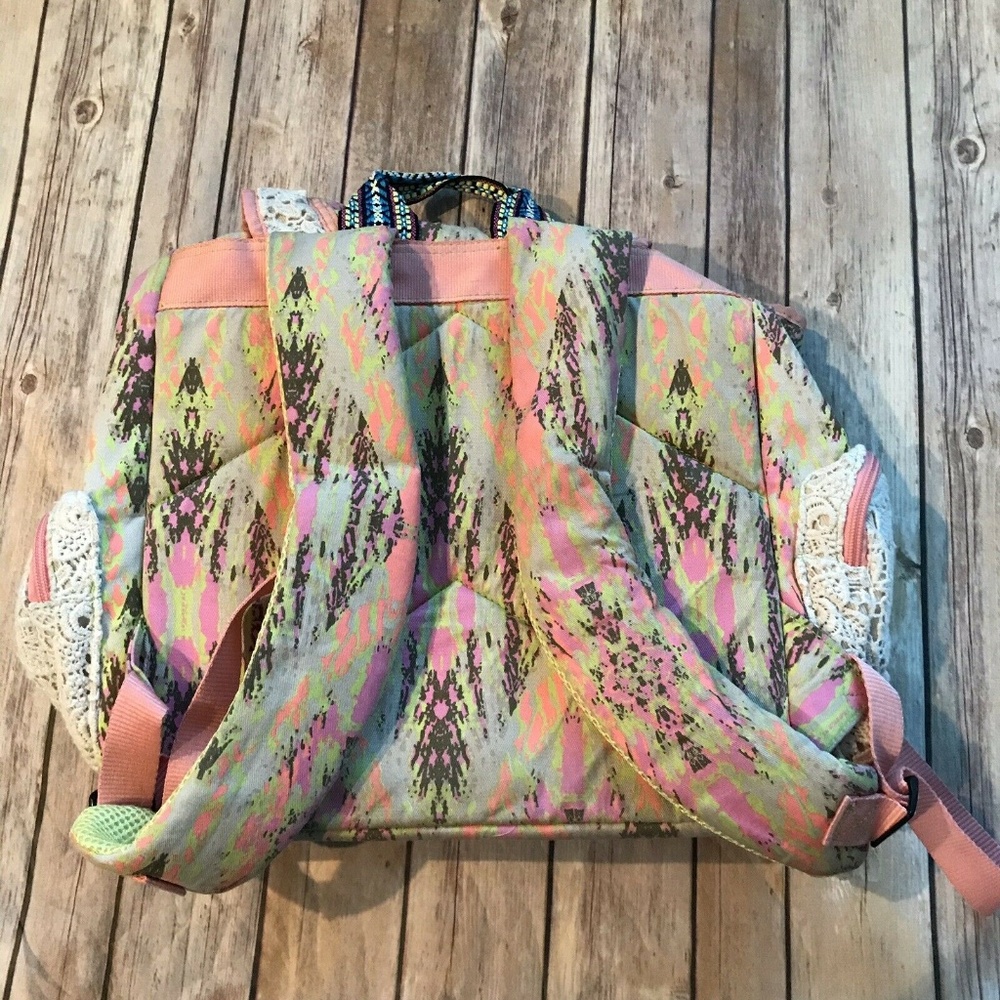 Tigerbear Republik Backpack Drawstring Snap - Picture 7 of 8